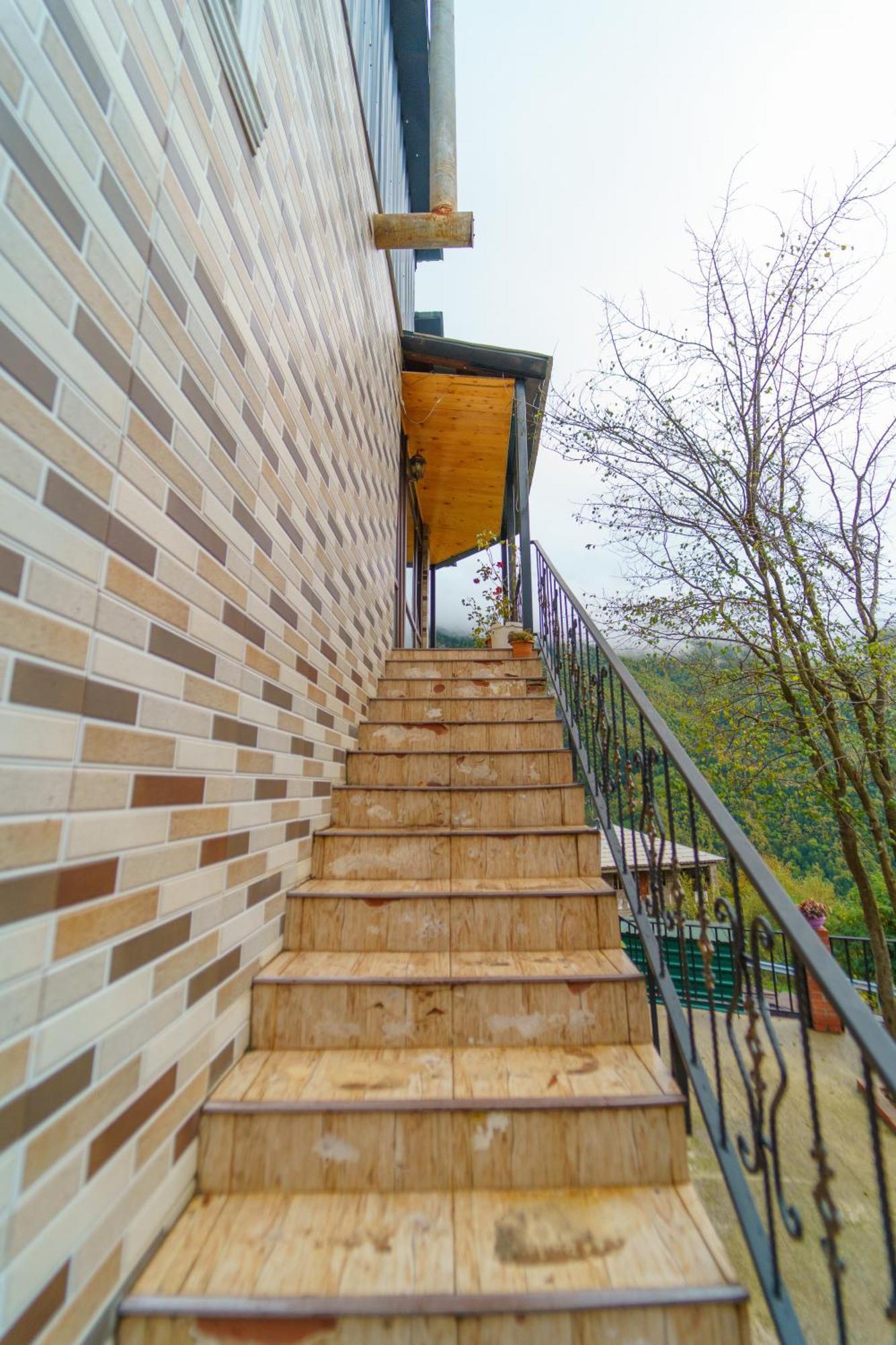 Guest House Sunrise Khulo Exterior foto