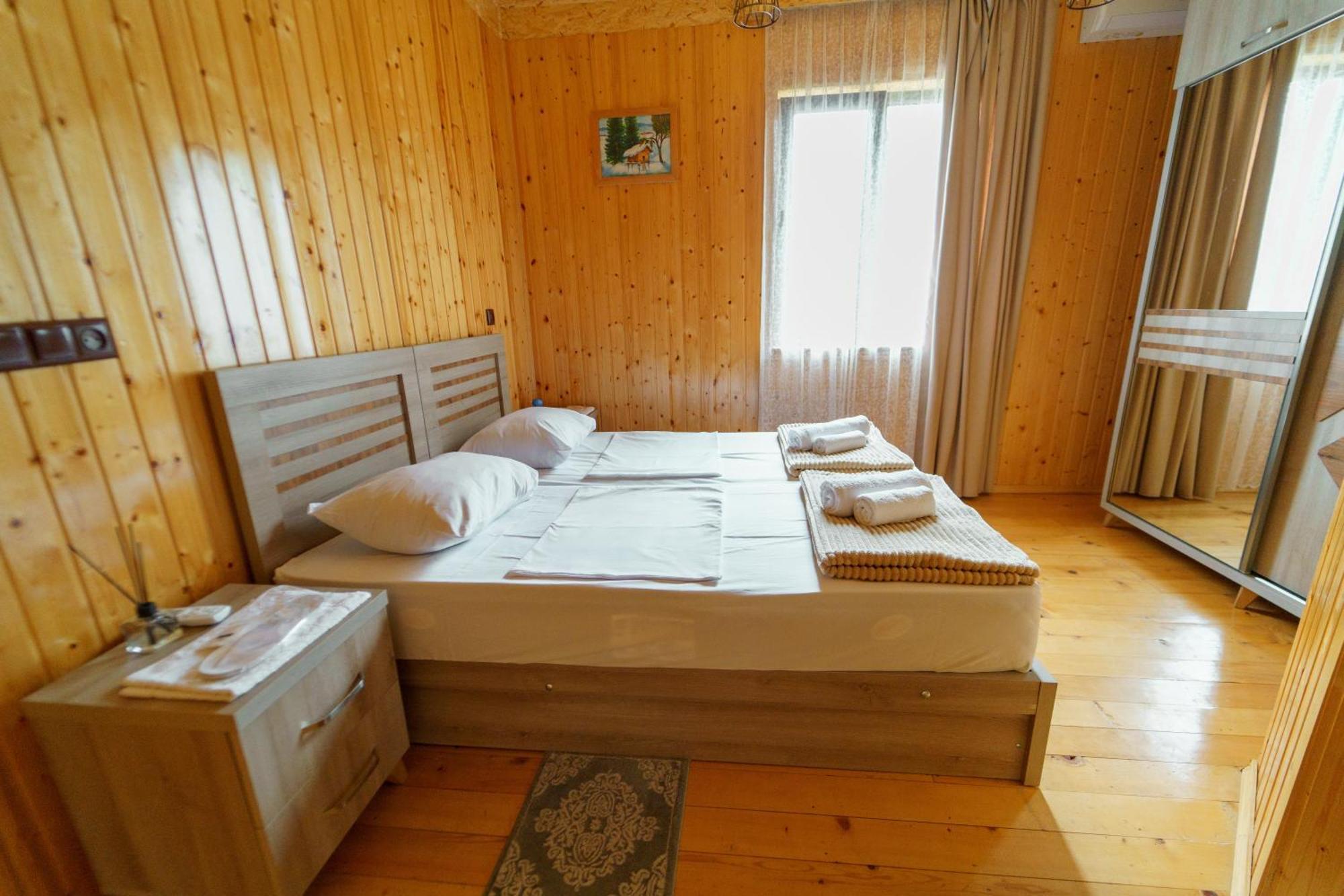 Guest House Sunrise Khulo Exterior foto