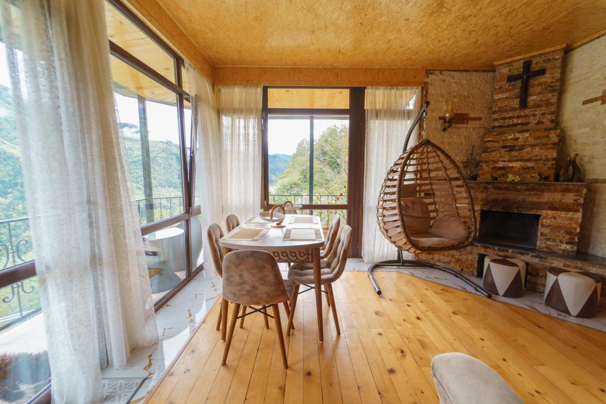 Guest House Sunrise Khulo Exterior foto